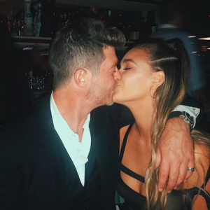 Robin Thicke and April Love Geary shared their baby gender reveal. Is it a boy or a girl? - BabyNames.com Celebrity Baby Blog